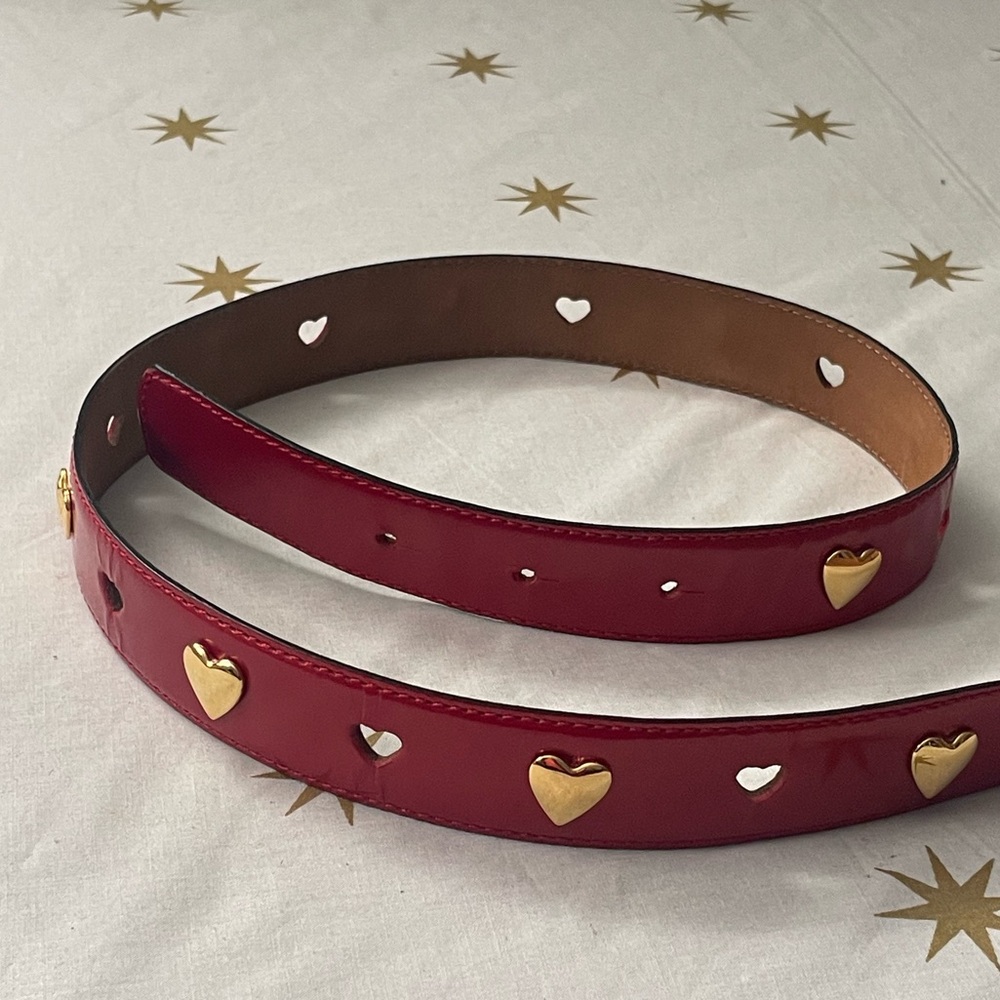 Vintage MOSCHINO REDWALL Red Leather Gold tone Hearts Belt Size 42 - Picture 9 of 12